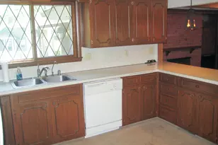 806 S Wacouta Ave, Prairie Du Chien, WI 53821 - Photo 9