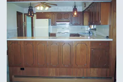 806 S Wacouta Avenue, Prairie Du Chien, WI 53821 - Photo 7