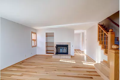 300 N Pinckney Street, Madison, WI 53703 - Photo 9