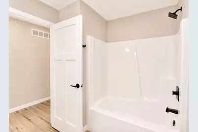2241 S Haborn Drive, Beloit, WI 53511 - Photo 15