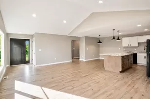 2241 S Haborn Dr, Beloit, WI 53511 - Photo 3