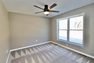 2243 S Haborn Dr, Beloit, WI 53511 - Photo 13