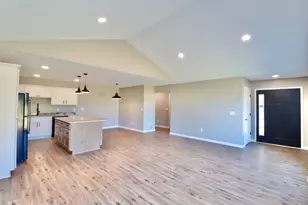 2243 S Haborn Dr, Beloit, WI 53511 - Photo 3