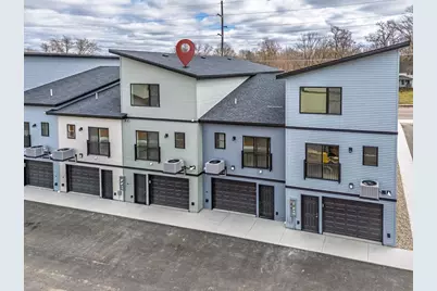 226 S Dewey Avenue, Reedsburg, WI 53959 - Photo 5