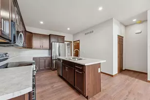 226 S Dewey Ave, Reedsburg, WI 53959 - Photo 11