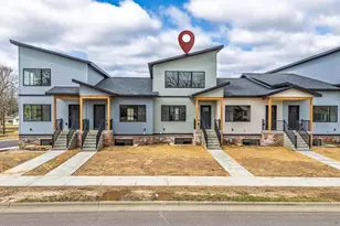 226 S Dewey Ave, Reedsburg, WI 53959 - Photo 3