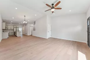 206 S Dewey Ave, Reedsburg, WI 53959 - Photo 5