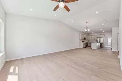 206 S Dewey Avenue, Reedsburg, WI 53959 - Photo 7