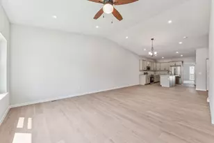 206 S Dewey Ave, Reedsburg, WI 53959 - Photo 7