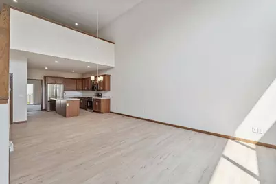 212 S Dewey Avenue, Reedsburg, WI 53959 - Photo 9