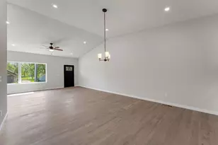 216 S Dewey Ave, Reedsburg, WI 53959 - Photo 9