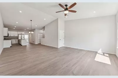 216 S Dewey Avenue, Reedsburg, WI 53959 - Photo 7