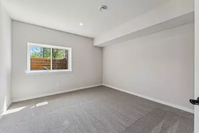 216 S Dewey Avenue, Reedsburg, WI 53959 - Photo 23