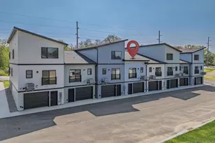 216 S Dewey Ave, Reedsburg, WI 53959 - Photo 3