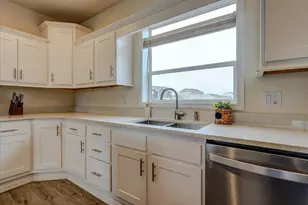 6605 Warner Farm Dr, DeForest, WI 53532 - Photo 17