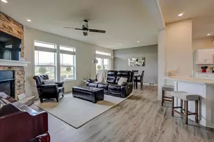 6605 Warner Farm Dr, DeForest, WI 53532 - Photo 7