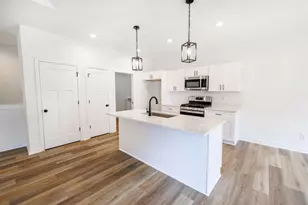 299 Teri Lee Ln, Orfordville, WI 53576 - Photo 13