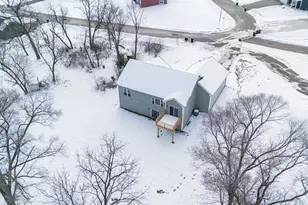 299 Teri Lee Ln, Orfordville, WI 53576 - Photo 5