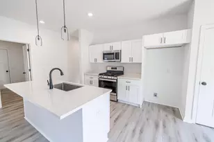 297 Teri Lee Ln, Orfordville, WI 53576 - Photo 13