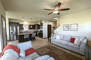 4321 Goldeneye Gateway Dr, Middleton, WI 53562 - Photo 17