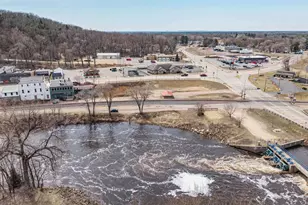 211 S Main St, Necedah, WI 54646 - Photo 7