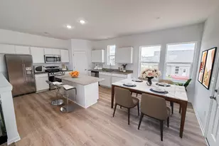 405 Carolina St, Belleville, WI 53508 - Photo 3