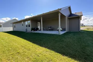 405 Carolina St, Belleville, WI 53508 - Photo 17