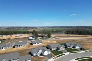 832 Sarah St, Belleville, WI 53508 - Photo 15