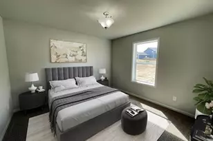 832 Sarah St, Belleville, WI 53508 - Photo 9