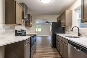 4812 Schneider Dr, Fitchburg, WI 53711 - Photo 11