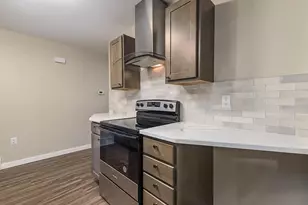 4812 Schneider Dr, Fitchburg, WI 53711 - Photo 13