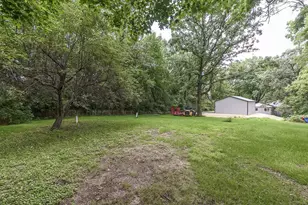 4812 Schneider Dr, Fitchburg, WI 53711 - Photo 3