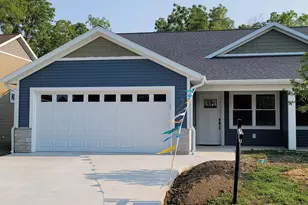 309 Edenview Ln, Eden, WI 53019 - Photo 3