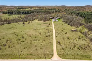 E7521 N Reedsburg Rd, Reedsburg, WI 53959 - Photo 65