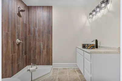 695 South Street #7, Green Lake, WI 54941 - Photo 35