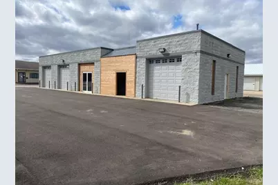 225 Jefferson Street, Cambridge, WI 53523 - Photo 3