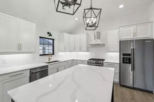 314 Willow St, Pardeeville, WI 53954 - Photo 7