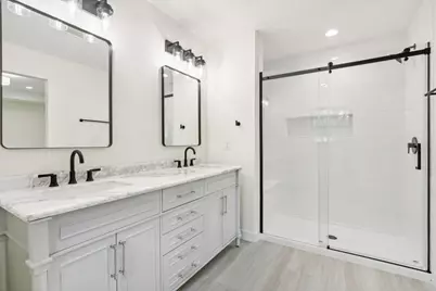 300 Willow Street, Pardeeville, WI 53954 - Photo 9