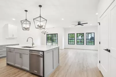 300 Willow Street, Pardeeville, WI 53954 - Photo 3