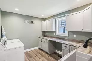 911 Fawn Ct, Wisconsin Dells, WI 53965 - Photo 35