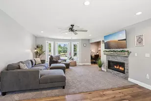 911 Fawn Ct, Wisconsin Dells, WI 53965 - Photo 29