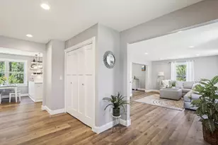 911 Fawn Ct, Wisconsin Dells, WI 53965 - Photo 9