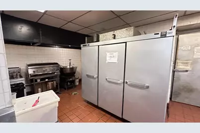 2705 W Beltline Highway, Madison, WI 53713 - Photo 17