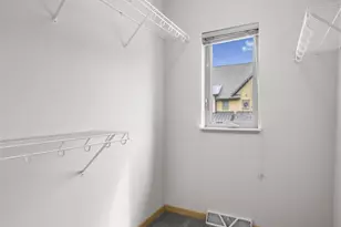 2811 No Oaks Ridge, Fitchburg, WI 53711 - Photo 11