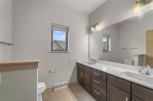 2810 No Oaks Ridge, Fitchburg, WI 53711 - Photo 13