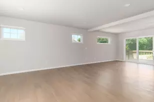 5924 Woodbine Dr, Madison, WI 53718 - Photo 3