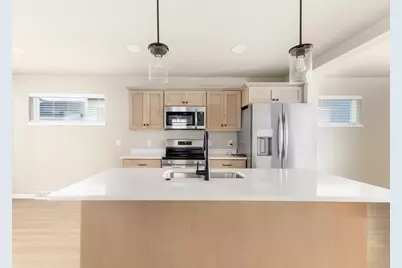 815 Indigo Lane, Waunakee, WI 53597 - Photo 5