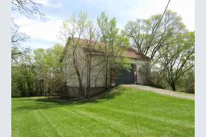 8545 W Cleophas Road, Beloit, WI 53511 - Photo 5