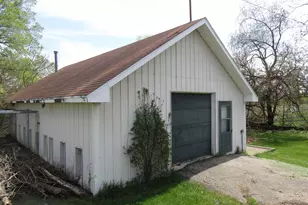 8545 W Cleophas Rd, Beloit, WI 53511 - Photo 7