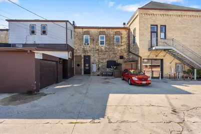 104 E Main Street, Sun Prairie, WI 53590 - Photo 21